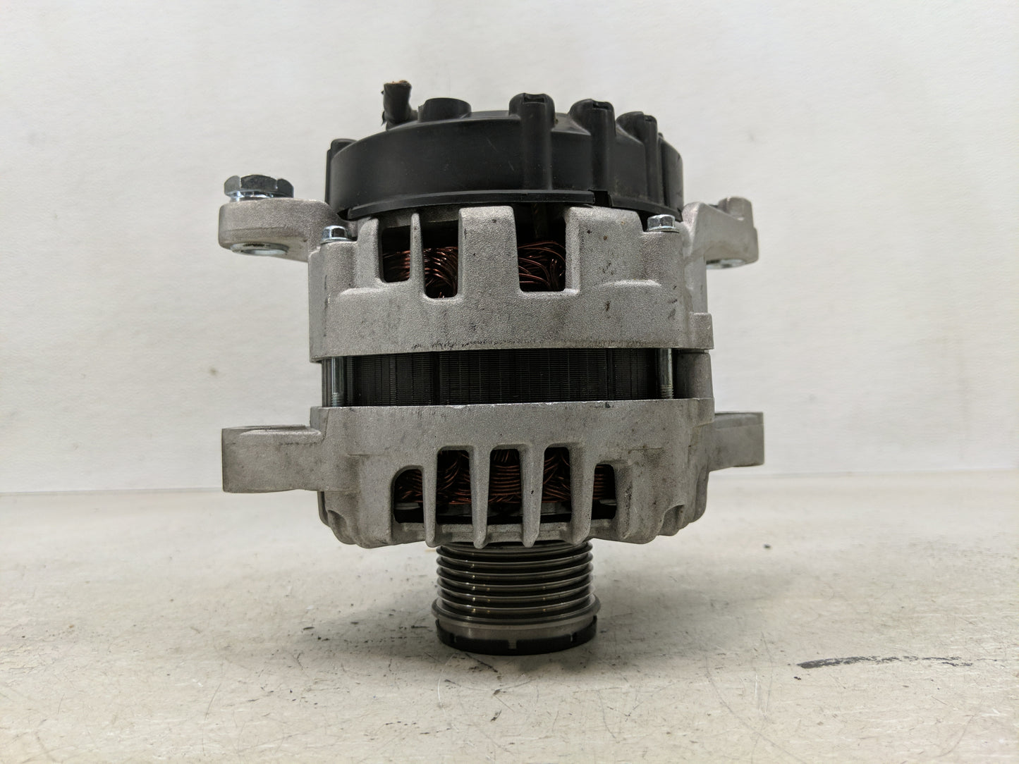 2013 Hyundai Santa Fe Alternator Replacement Generator Charging Assembly Engine OEM P/N:37300-2G800 Fits OEM Used Auto Parts