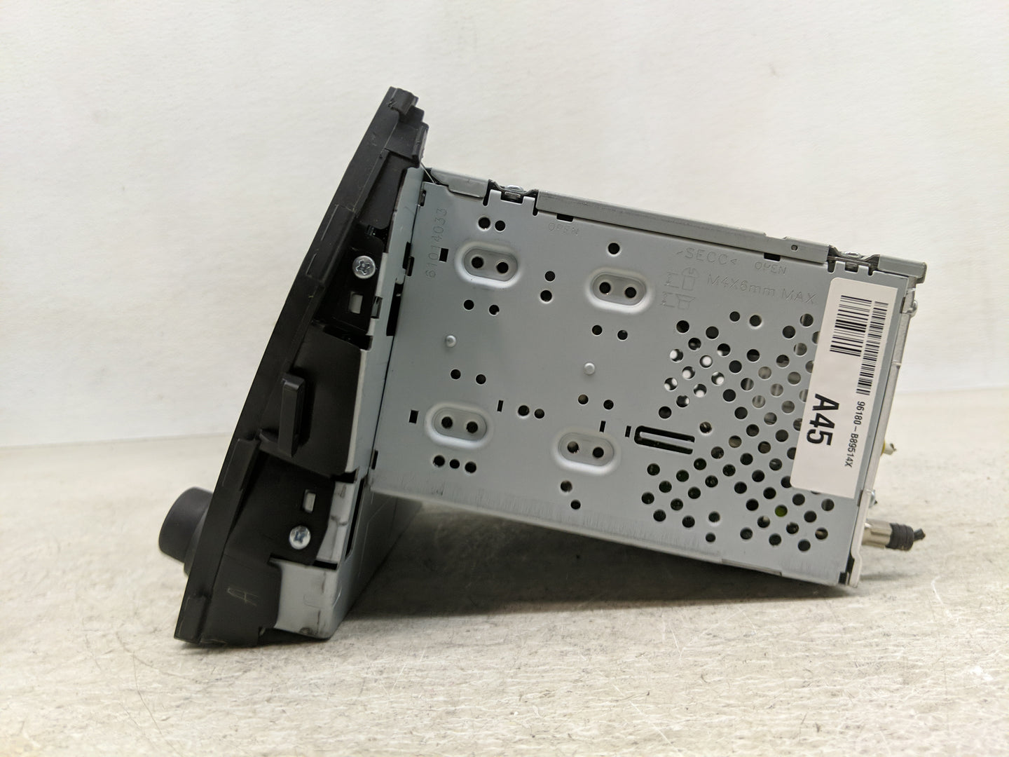 2013-2016 Hyundai Santa Fe Radio AM FM Cd Player Receiver Replacement P/N:96180-B89514X Fits Fits 2013 2014 2015 2016 OEM Us