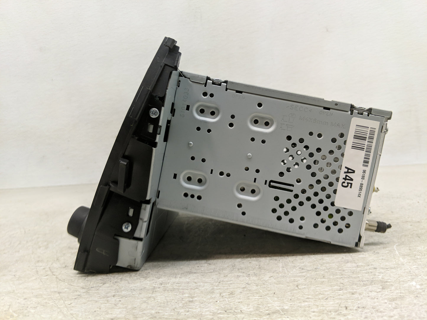 2013-2016 Hyundai Santa Fe Radio AM FM Cd Player Receiver Replacement P/N:96180-B89514X Fits Fits 2013 2014 2015 2016 OEM Us