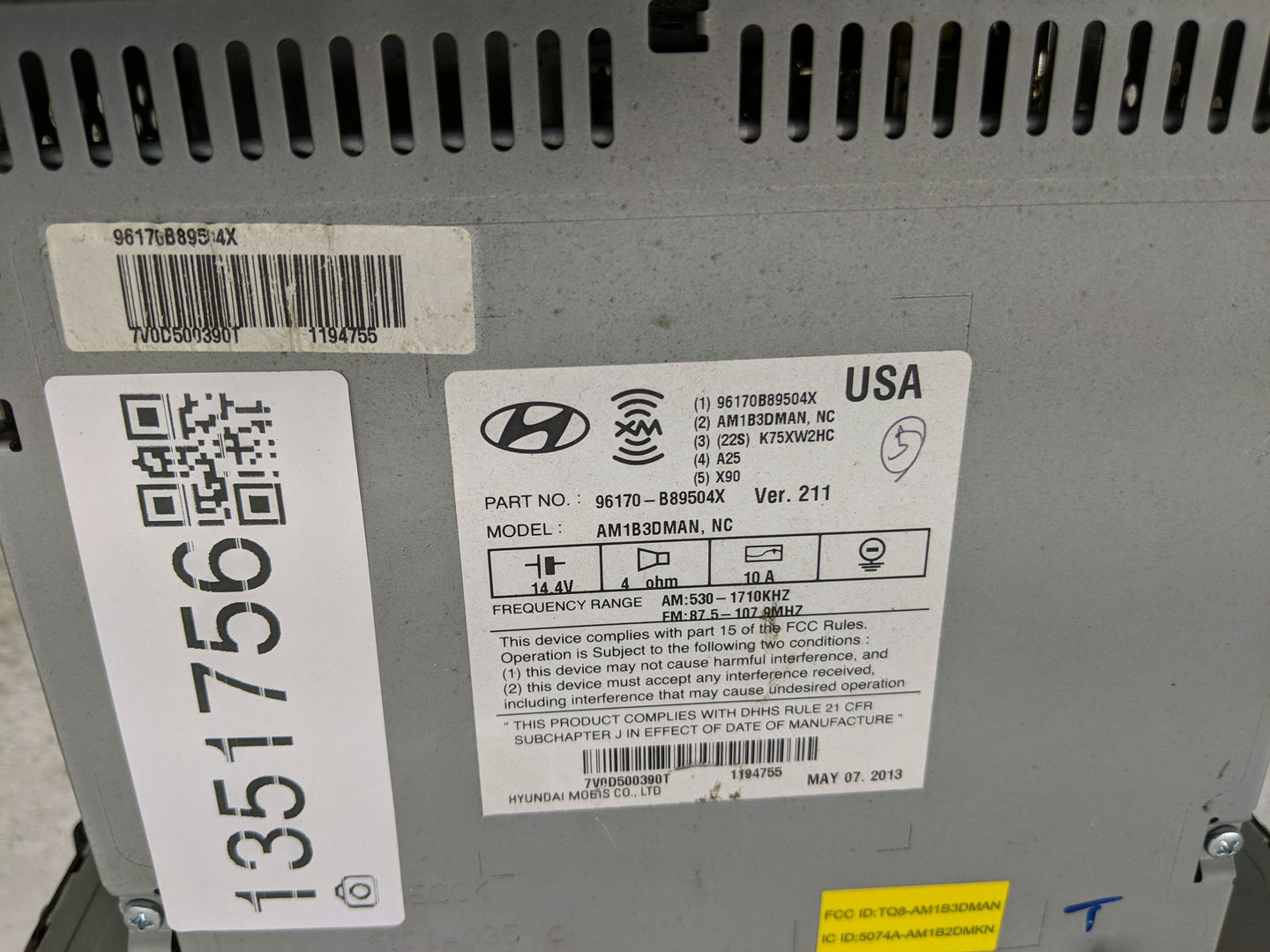 2013-2016 Hyundai Santa Fe Radio AM FM Cd Player Receiver Replacement P/N:96170-B89504X Fits Fits 2013 2014 2015 2016 OEM Us