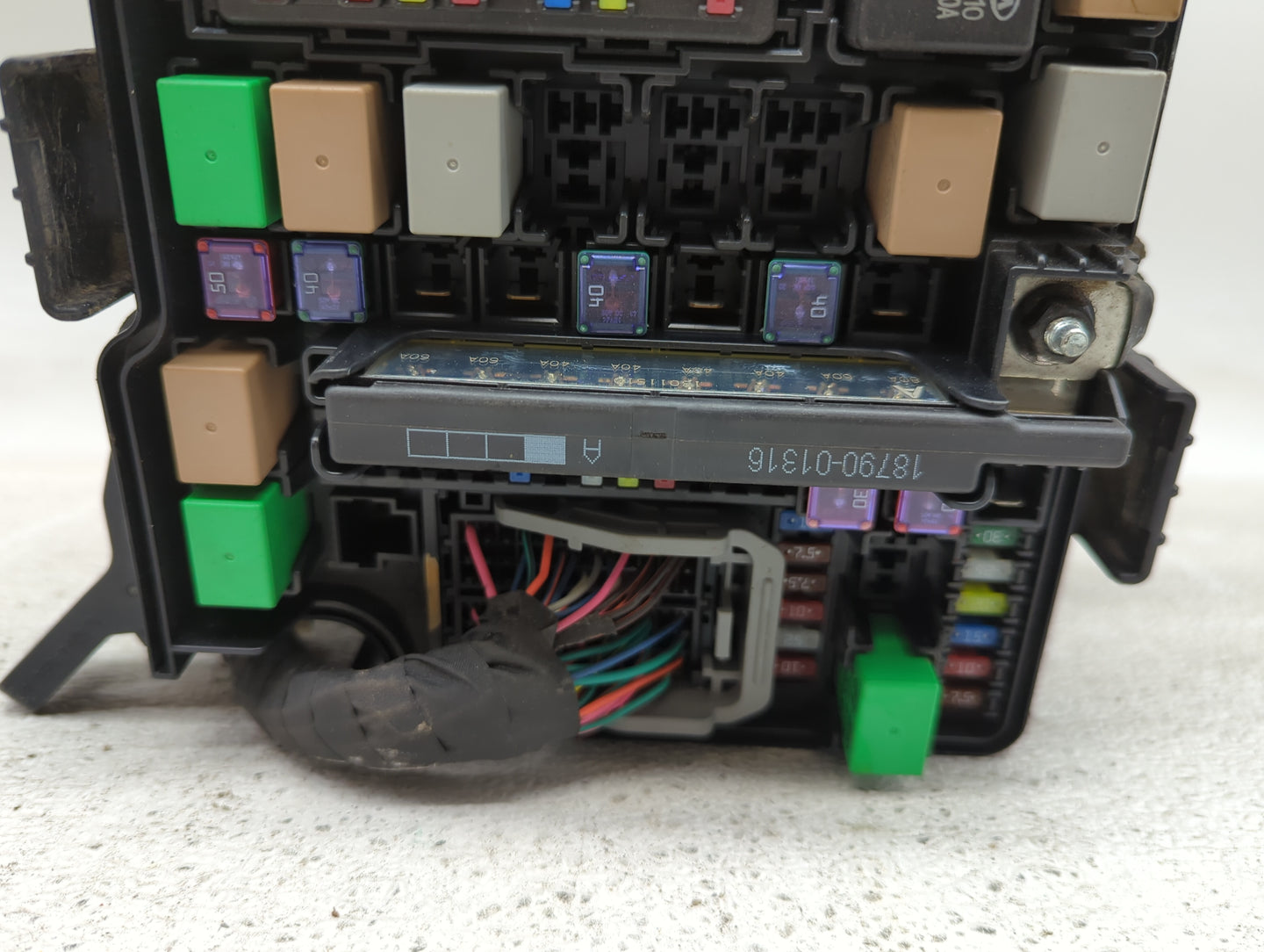 2013 Hyundai Santa Fe Fusebox Fuse Box Panel Relay Module P/N:91951-2W000 Fits OEM Used Auto Parts - Oemusedautoparts1.com