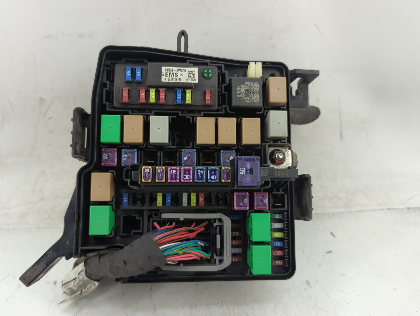 2013 Hyundai Santa Fe Fusebox Fuse Box Panel Relay Module P/N:91951-2W100 Fits OEM Used Auto Parts - Oemusedautoparts1.com