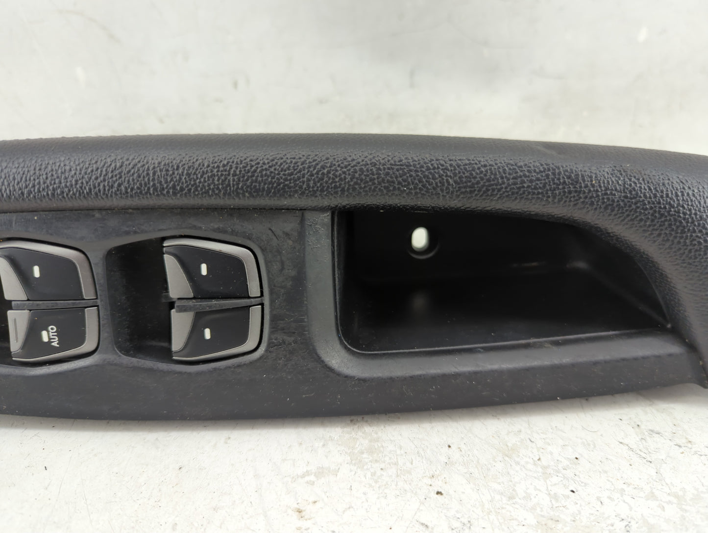 2013-2018 Hyundai Santa Fe Master Power Window Switch Replacement Driver Side Left P/N:M0411-4Z000RYN Fits OEM Used Auto Par