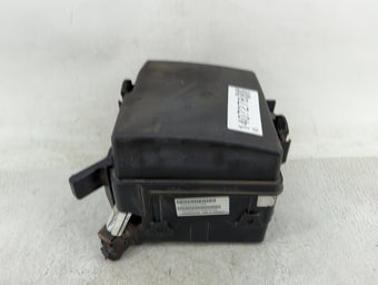 compare product 2013 Hyundai Santa Fe Fusebox Fuse Box Panel Relay Module Fits OEM Used Auto Parts