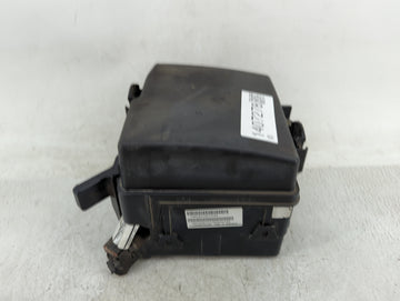 2013 Hyundai Santa Fe Fusebox Fuse Box Panel Relay Module Fits OEM Used Auto Parts - Oemusedautoparts1.com