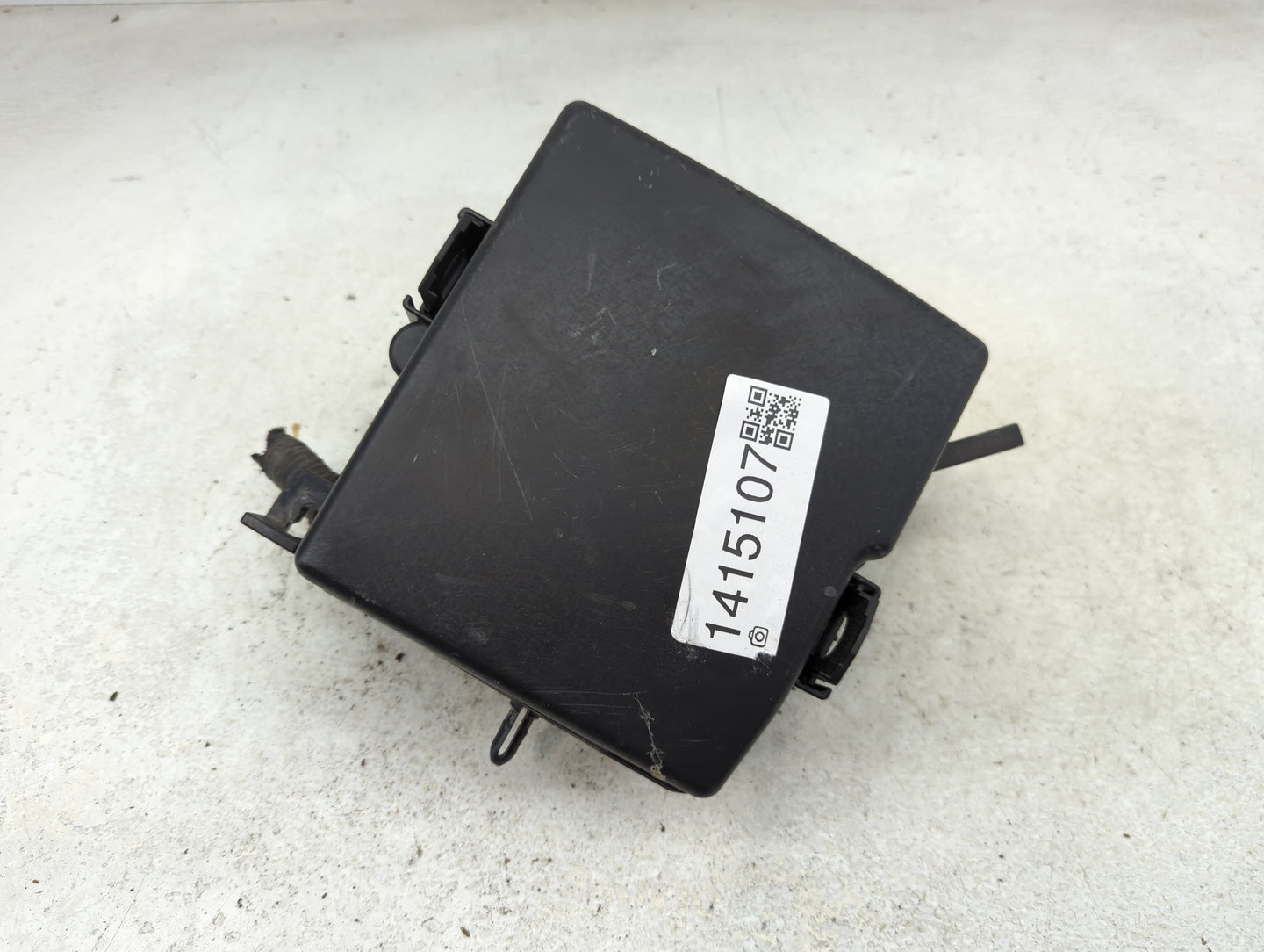2013 Hyundai Santa Fe Fusebox Fuse Box Panel Relay Module P/N:91956-00001 91951-2W000 Fits OEM Used Auto Parts - Oemusedauto