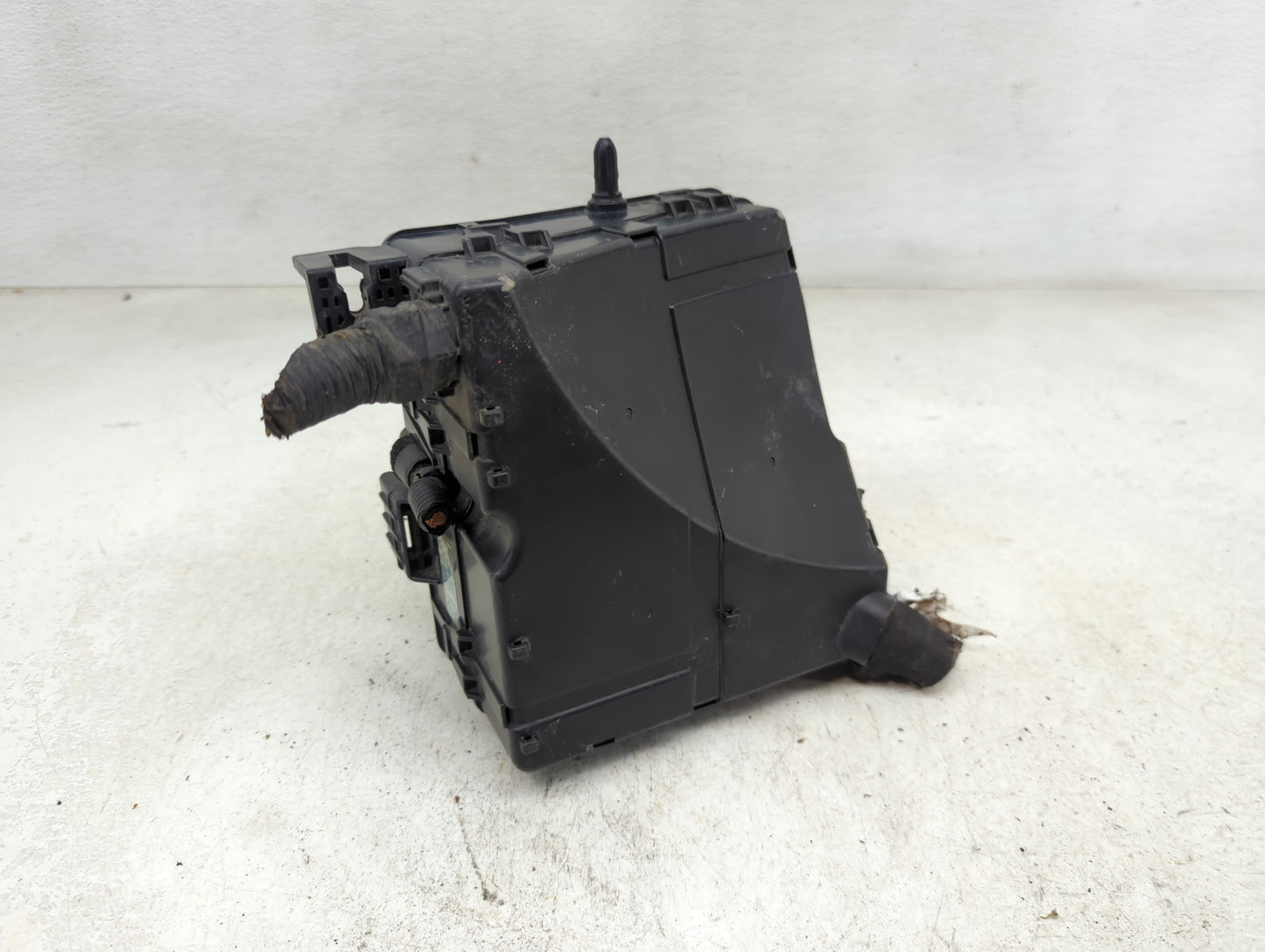 2013 Hyundai Santa Fe Fusebox Fuse Box Panel Relay Module P/N:91951-2W000 Fits OEM Used Auto Parts - Oemusedautoparts1.com