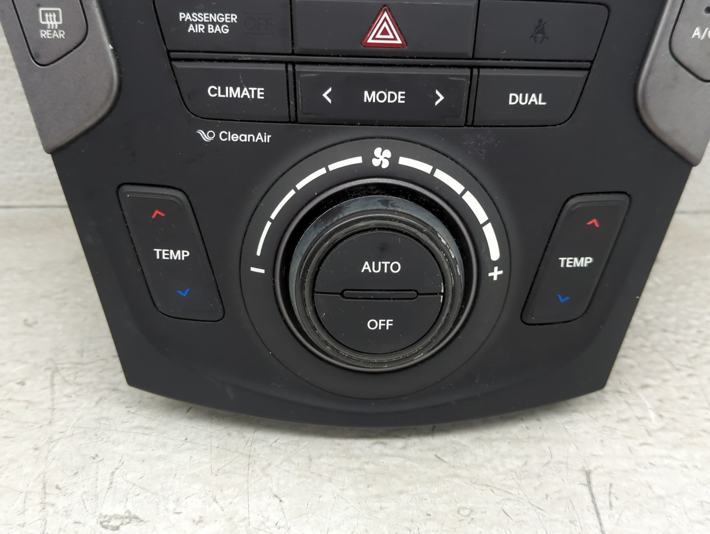 2013-2016 Hyundai Santa Fe Climate Control Module Temperature AC/Heater Replacement P/N:97250-4Z400 Fits Fits 2013 2014 2015