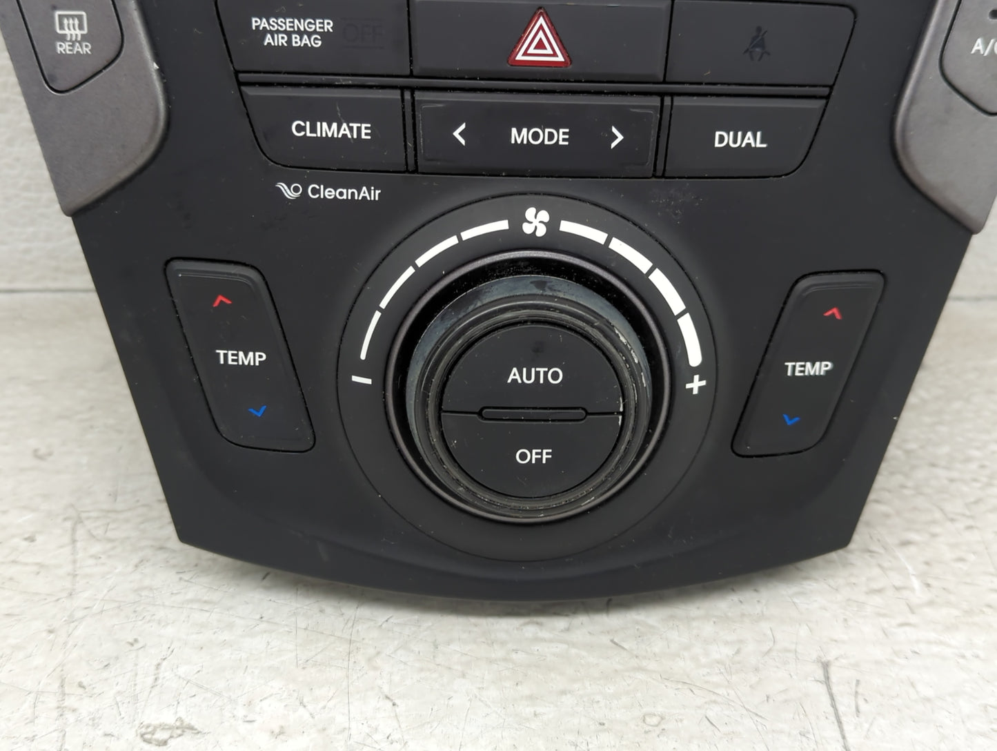 2013-2016 Hyundai Santa Fe Climate Control Module Temperature AC/Heater Replacement P/N:97250-4Z400 Fits Fits 2013 2014 2015