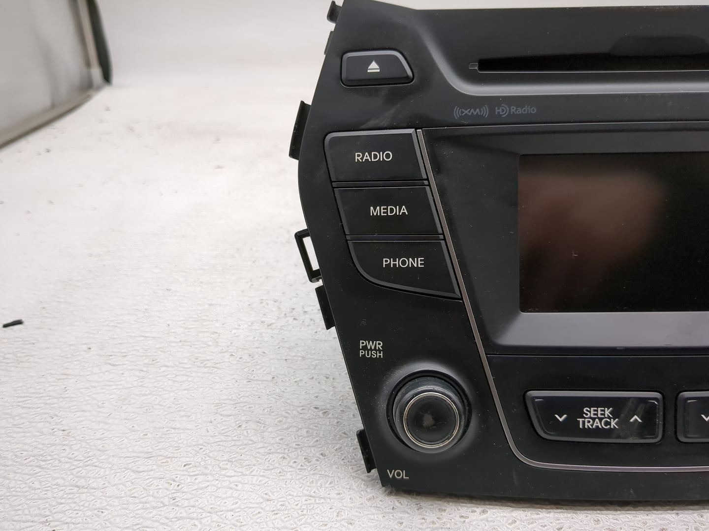 2013-2014 Hyundai Santa Fe Radio AM FM Cd Player Receiver Replacement P/N:961804Z1004X Fits Fits 2013 2014 OEM Used Auto Par