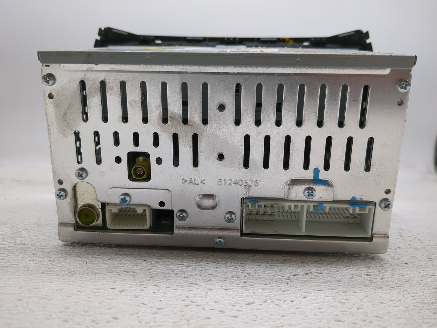 2013-2014 Hyundai Santa Fe Radio AM FM Cd Player Receiver Replacement P/N:961804Z1004X Fits Fits 2013 2014 OEM Used Auto Par