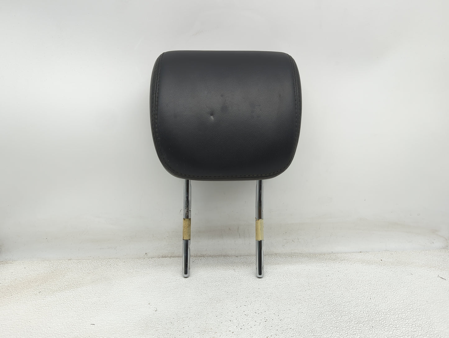 2013-2016 Hyundai Santa Fe Headrest Head Rest Front Driver Passenger Seat Fits Fits 2013 2014 2015 2016 OEM Used Auto Parts 