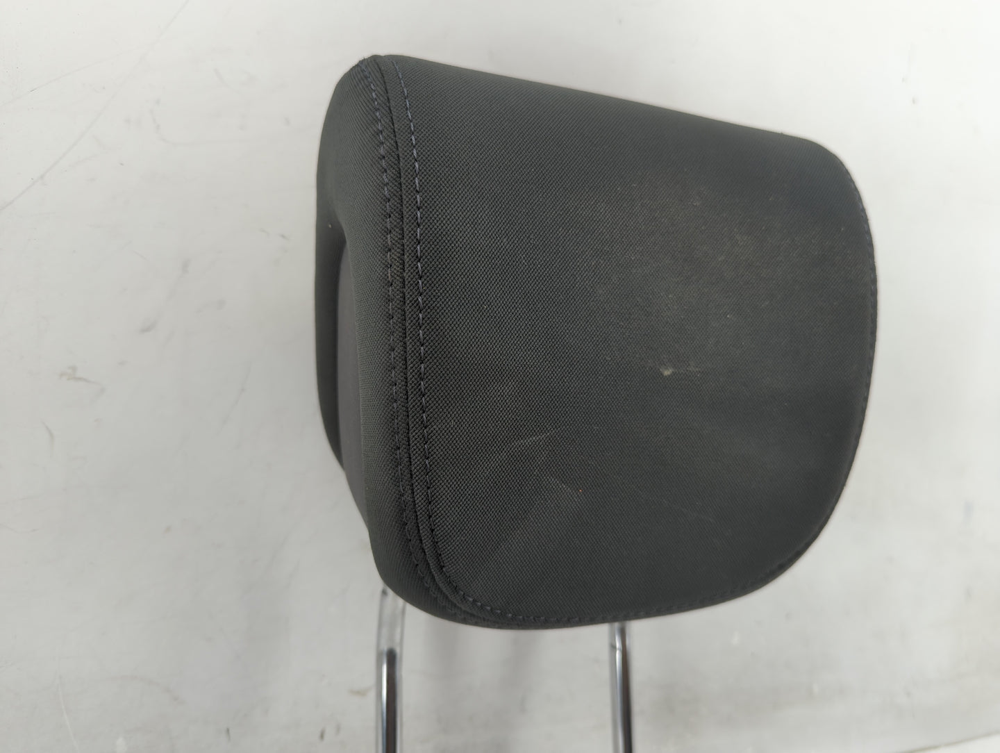 2013 Hyundai Santa Fe Headrest Head Rest Front Driver Passenger Seat - Oemusedautoparts1.com