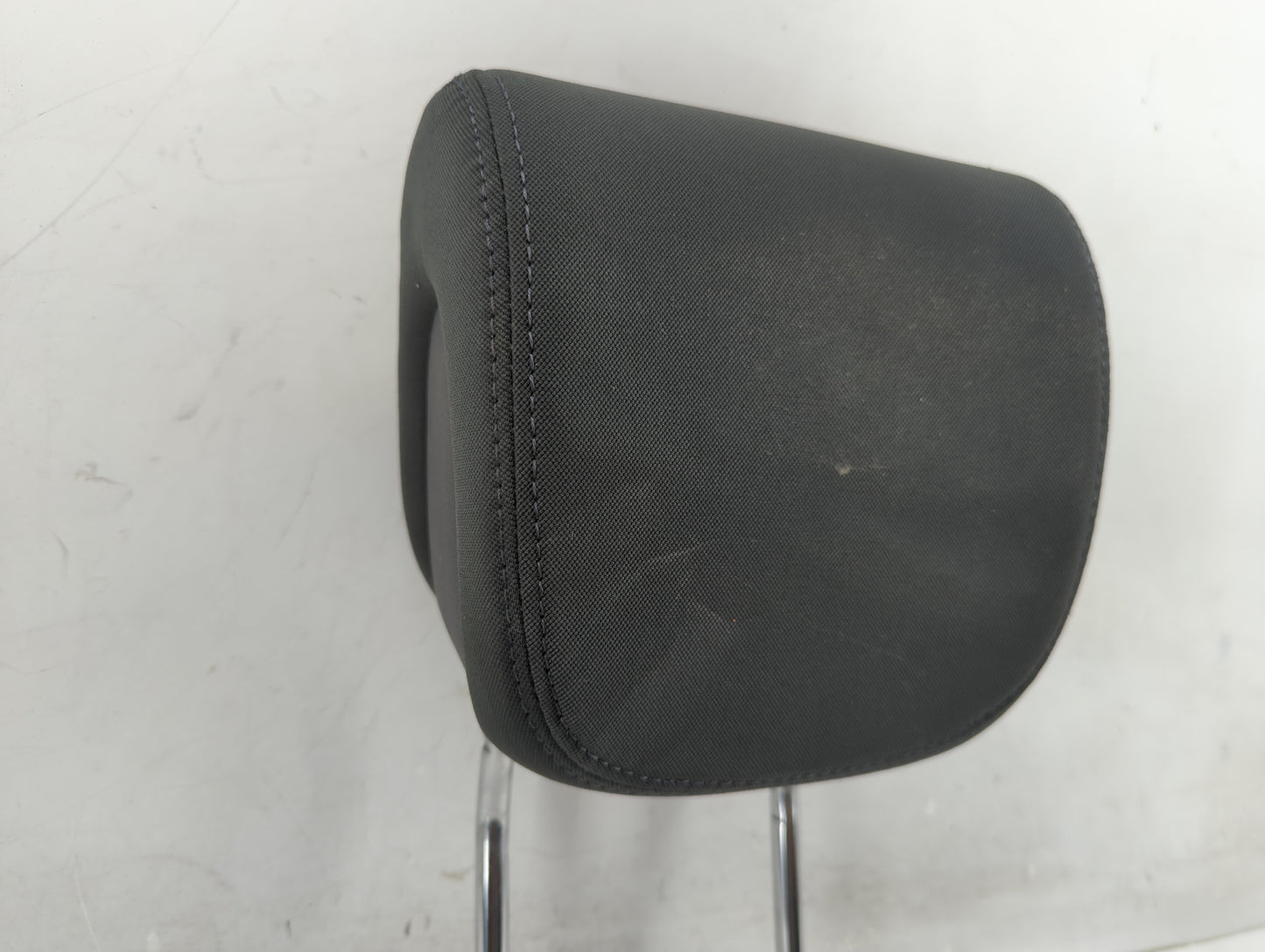 2013 Hyundai Santa Fe Headrest Head Rest Front Driver Passenger Seat - Oemusedautoparts1.com