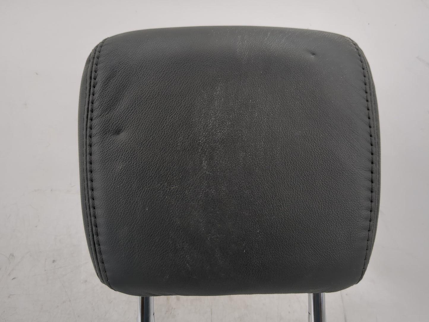 2013 Hyundai Santa Fe Headrest Head Rest Front Driver Passenger Seat - Oemusedautoparts1.com