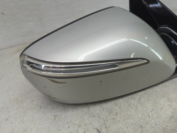 2013-2016 Hyundai Santa Fe Passenger Side View Mirror - Right Door Mirror OEM Used