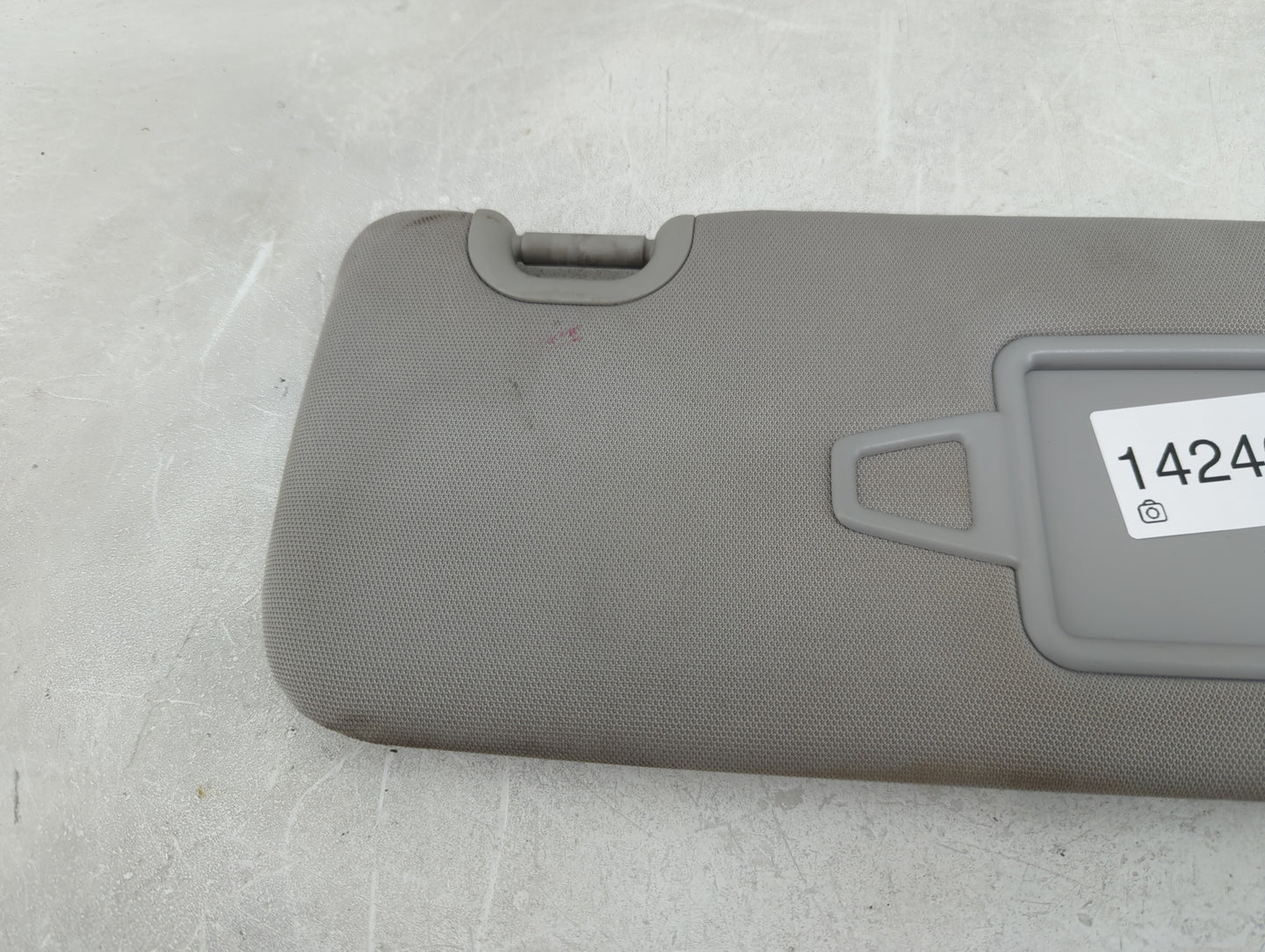 2013-2019 Hyundai Santa Fe Sun Visor Shade Replacement Driver Left Mirror Fits Fits 2013 2014 2015 2016 2017 2018 2019 OEM U