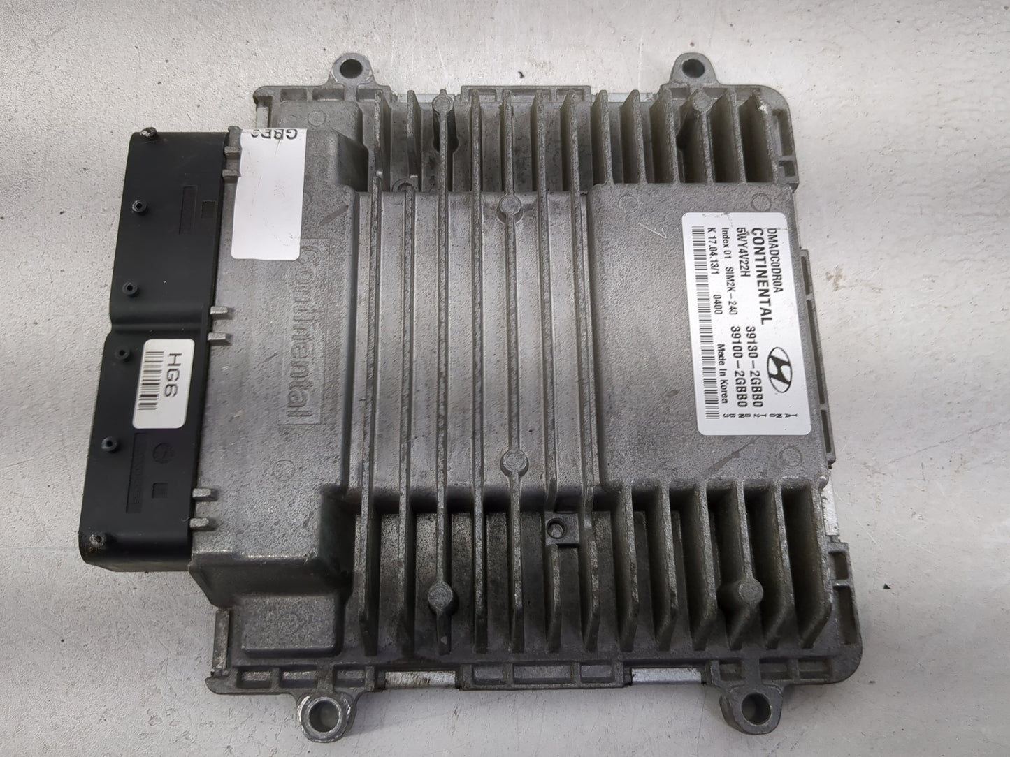 2013 Hyundai Santa Fe PCM Engine Control Computer ECU ECM PCU OEM P/N:39130-2GBB0 39100-2GBB0, 5WY4V22H, SIM2K-240 Fits OEM 