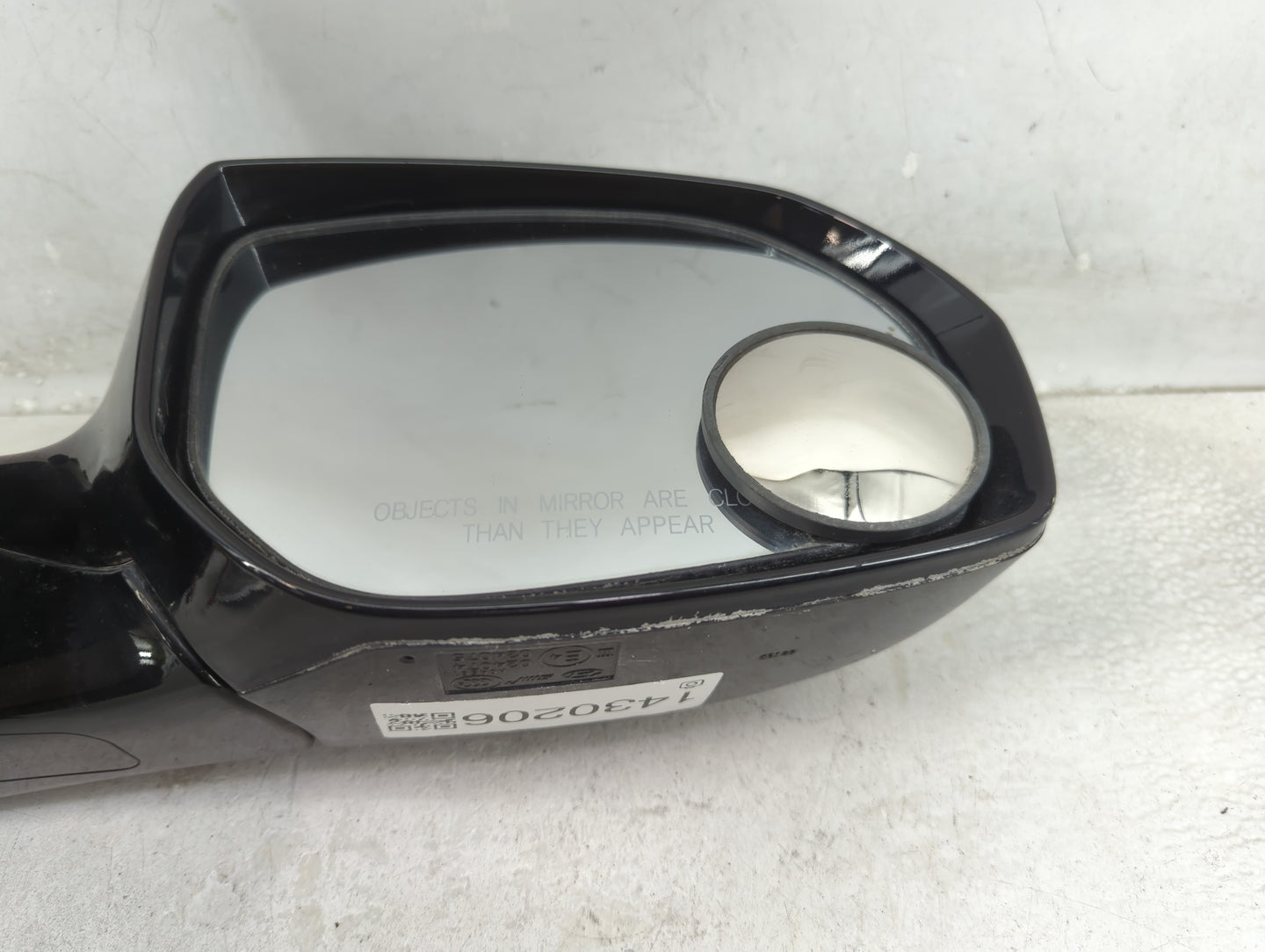 2013-2016 Hyundai Santa Fe Passenger Side View Mirror - Right Door Mirror OEM Used - Oemusedautoparts1.com