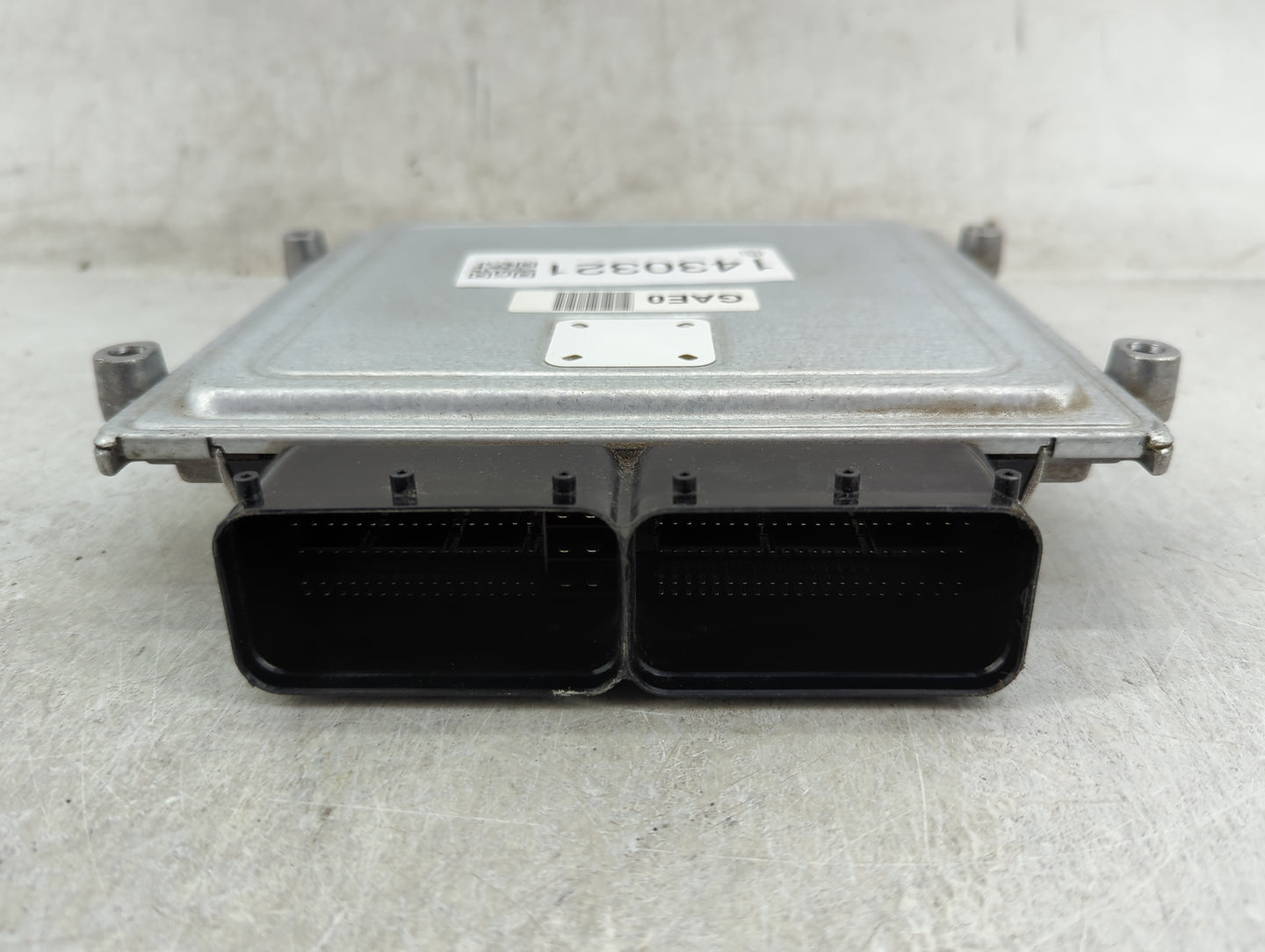 2013 Hyundai Santa Fe PCM Engine Control Computer ECU ECM PCU OEM P/N:39100-2GAE0 Fits OEM Used Auto Parts - Oemusedautopart