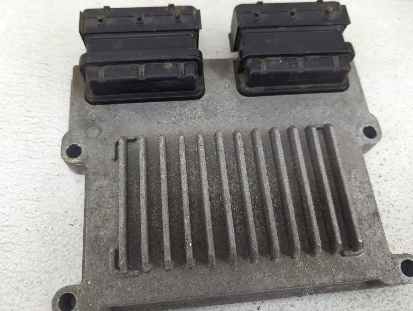 2013-2016 Hyundai Santa Fe PCM Engine Control Computer ECU ECM PCU OEM P/N:39100-3CDN0 11901429 Fits Fits 2013 2014 2015 201