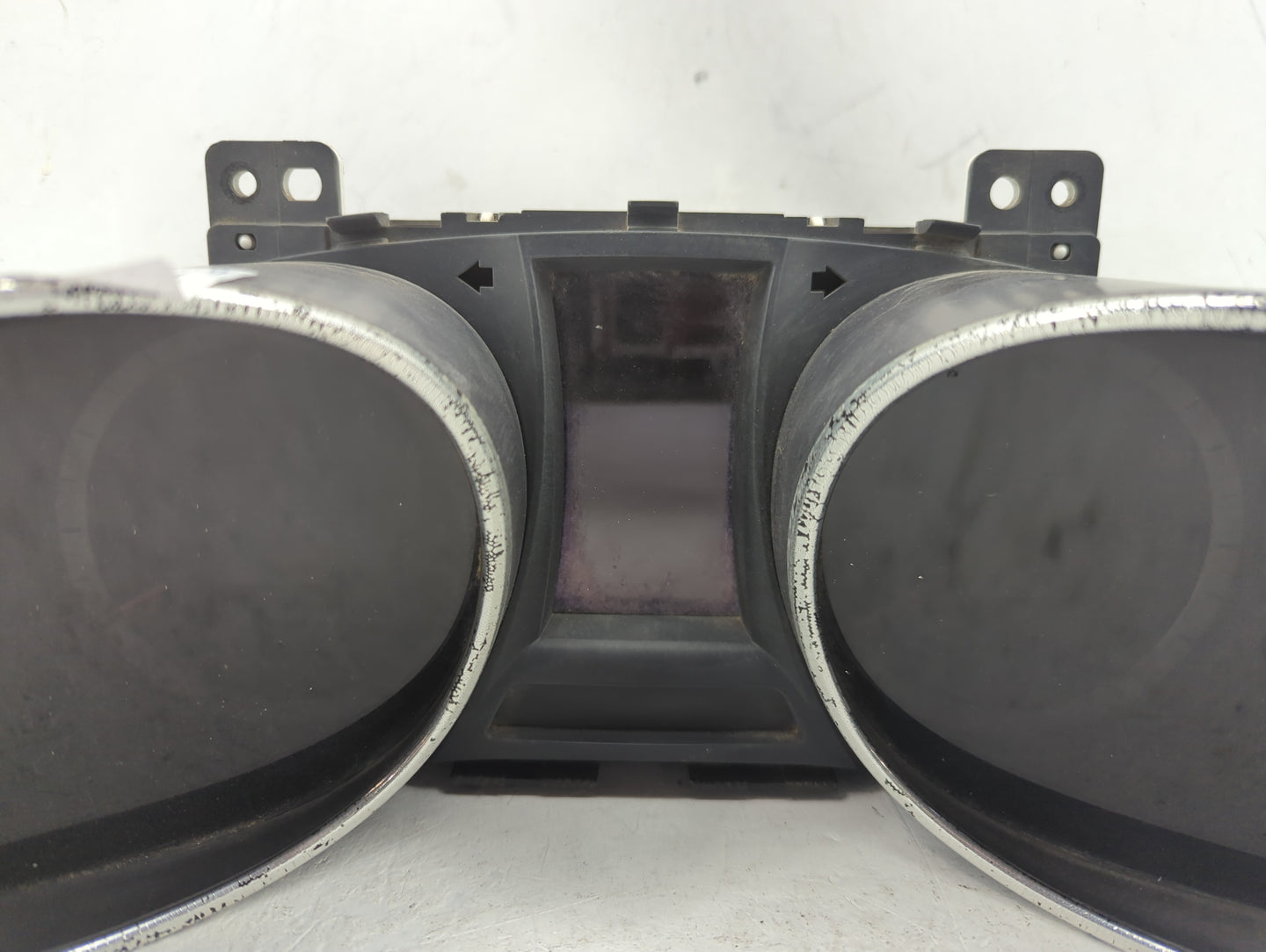 2013-2014 Hyundai Santa Fe Instrument Cluster Speedometer Gauges P/N:94011-B8041 Fits Fits 2013 2014 OEM Used Auto Parts - O
