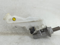 2013-2019 Hyundai Santa Fe Brake Master Cylinder 1451142 - Oemusedautoparts1.com