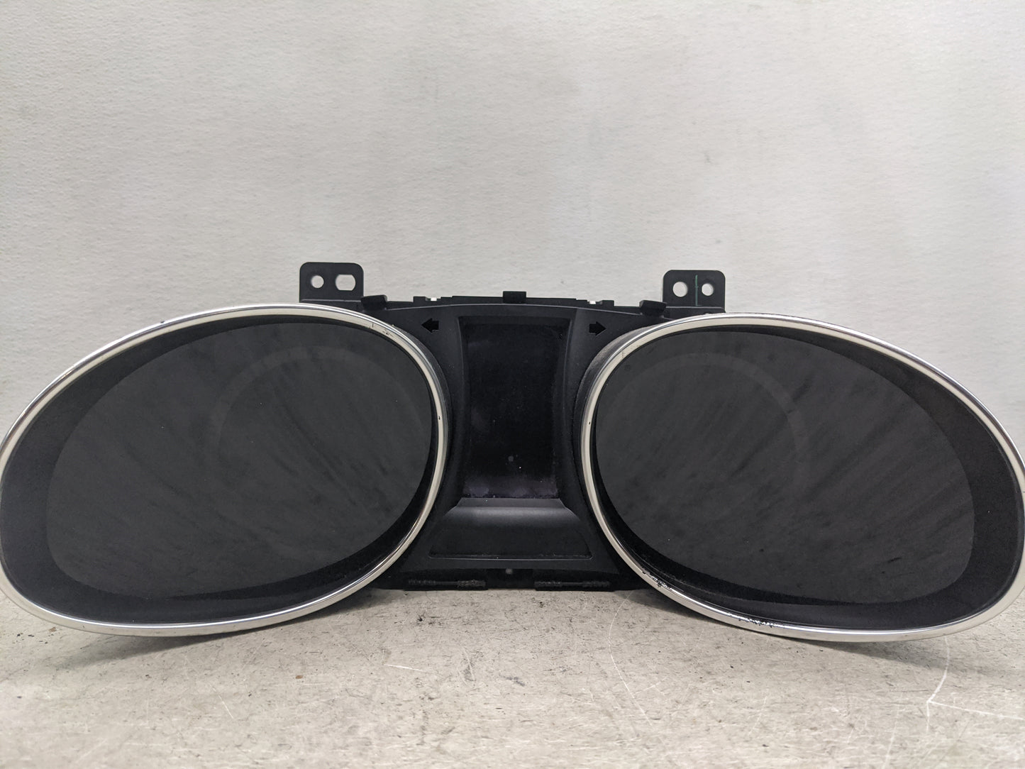 2013-2014 Hyundai Santa Fe Instrument Cluster Speedometer Gauges P/N:94011-4Z001 TN157560-1044 Miles:90K Fits Fits 2013 2014