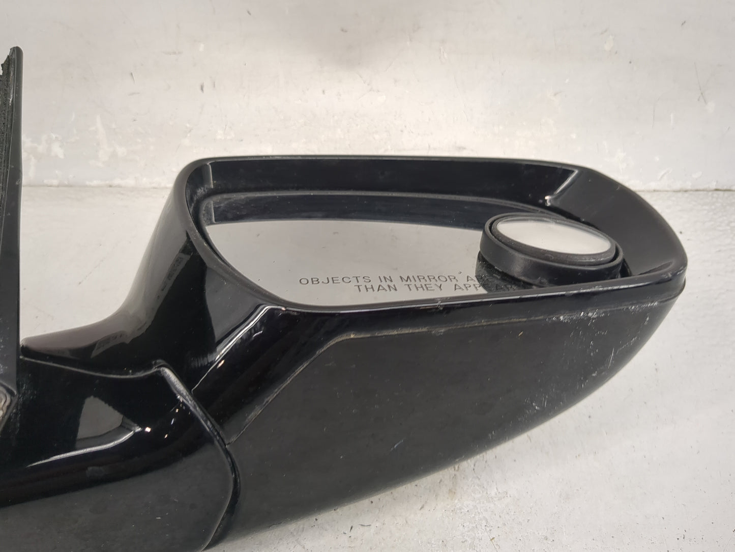 2013-2016 Hyundai Santa Fe Passenger Side View Mirror - Right Door Mirror OEM Used - Oemusedautoparts1.com