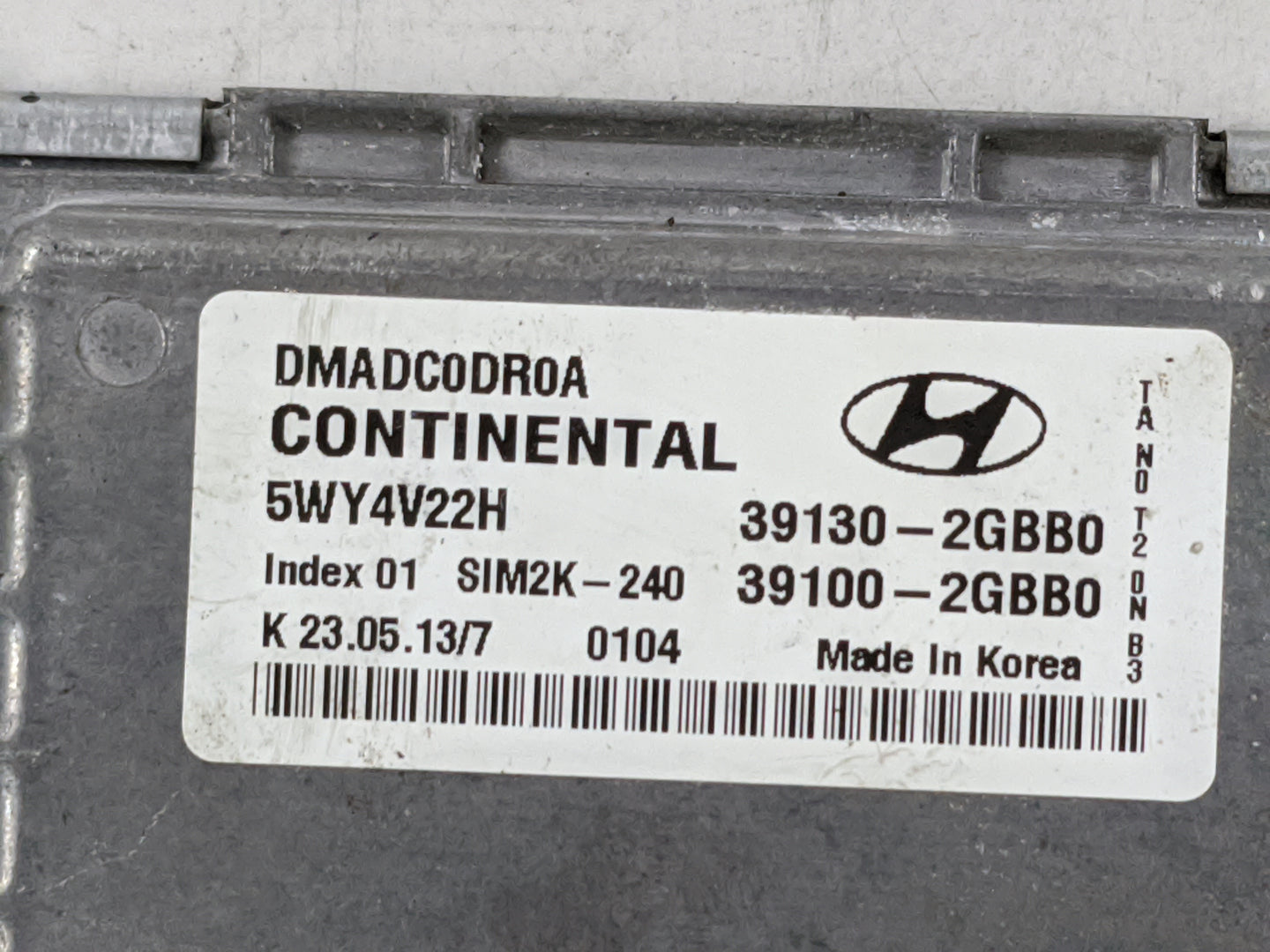 2013 Hyundai Santa Fe PCM Engine Control Computer ECU ECM PCU OEM P/N:39130-2GBB0 39100-2GBB0, 5WY4V22H, SIM2K-240 Fits OEM 