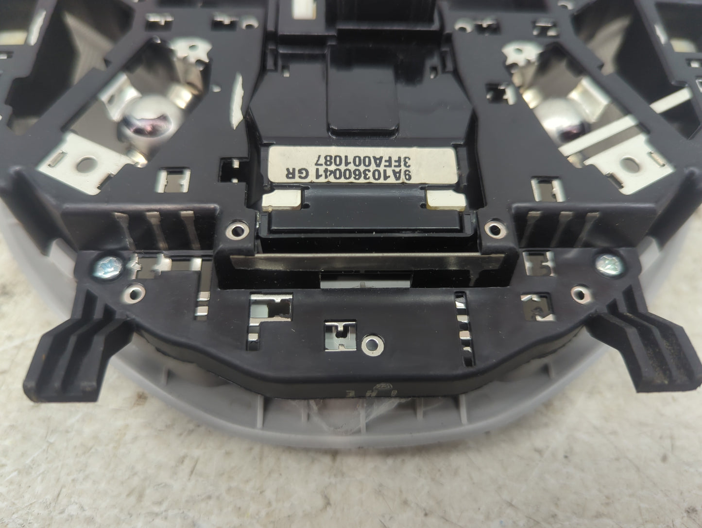 2013-2013 Hyundai Santa Fe Overhead Roof Console - Oemusedautoparts1.com