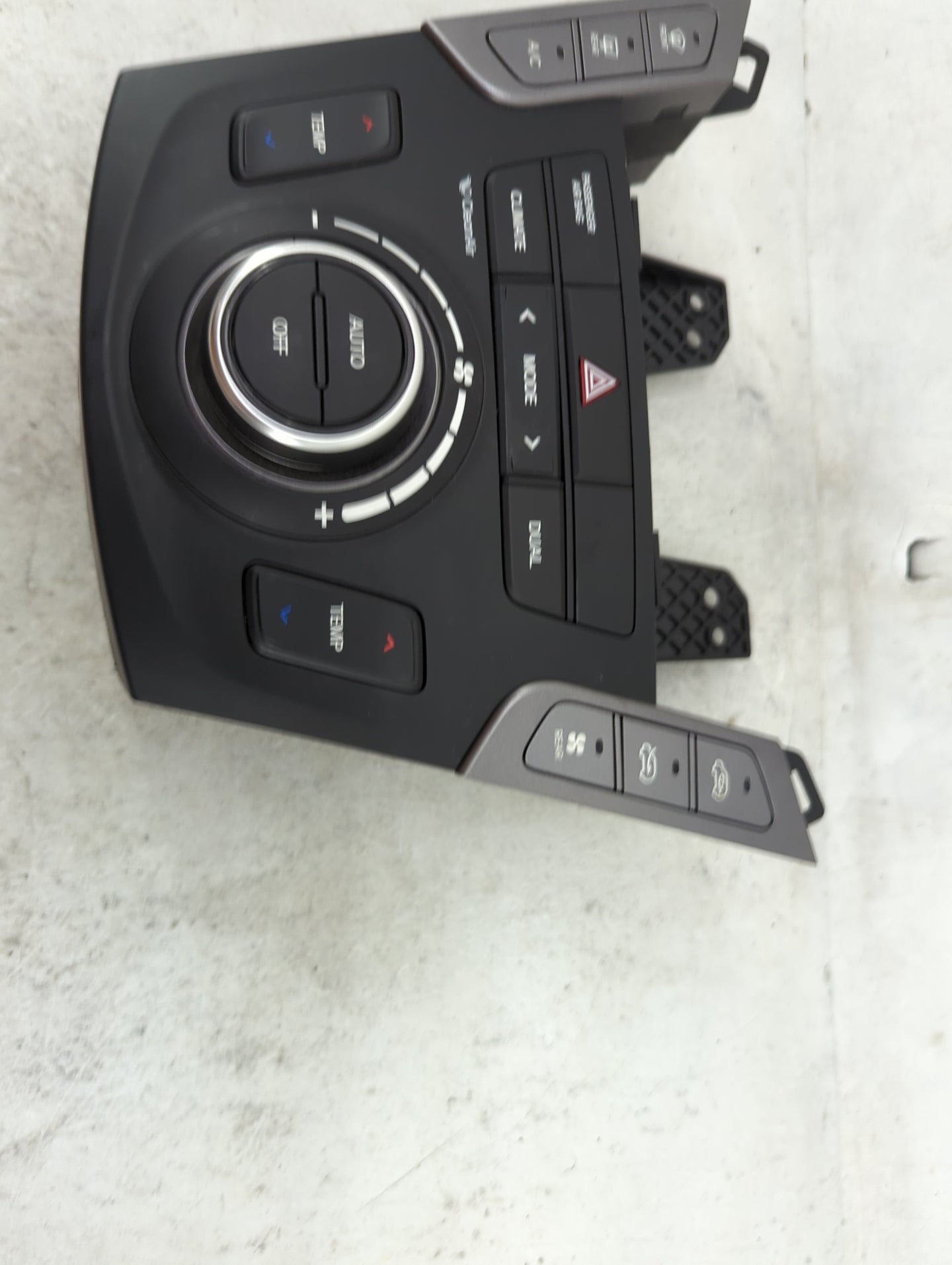 2013-2016 Hyundai Santa Fe Climate Control Module Temperature AC/Heater Replacement Fits Fits 2013 2014 2015 2016 OEM Used A
