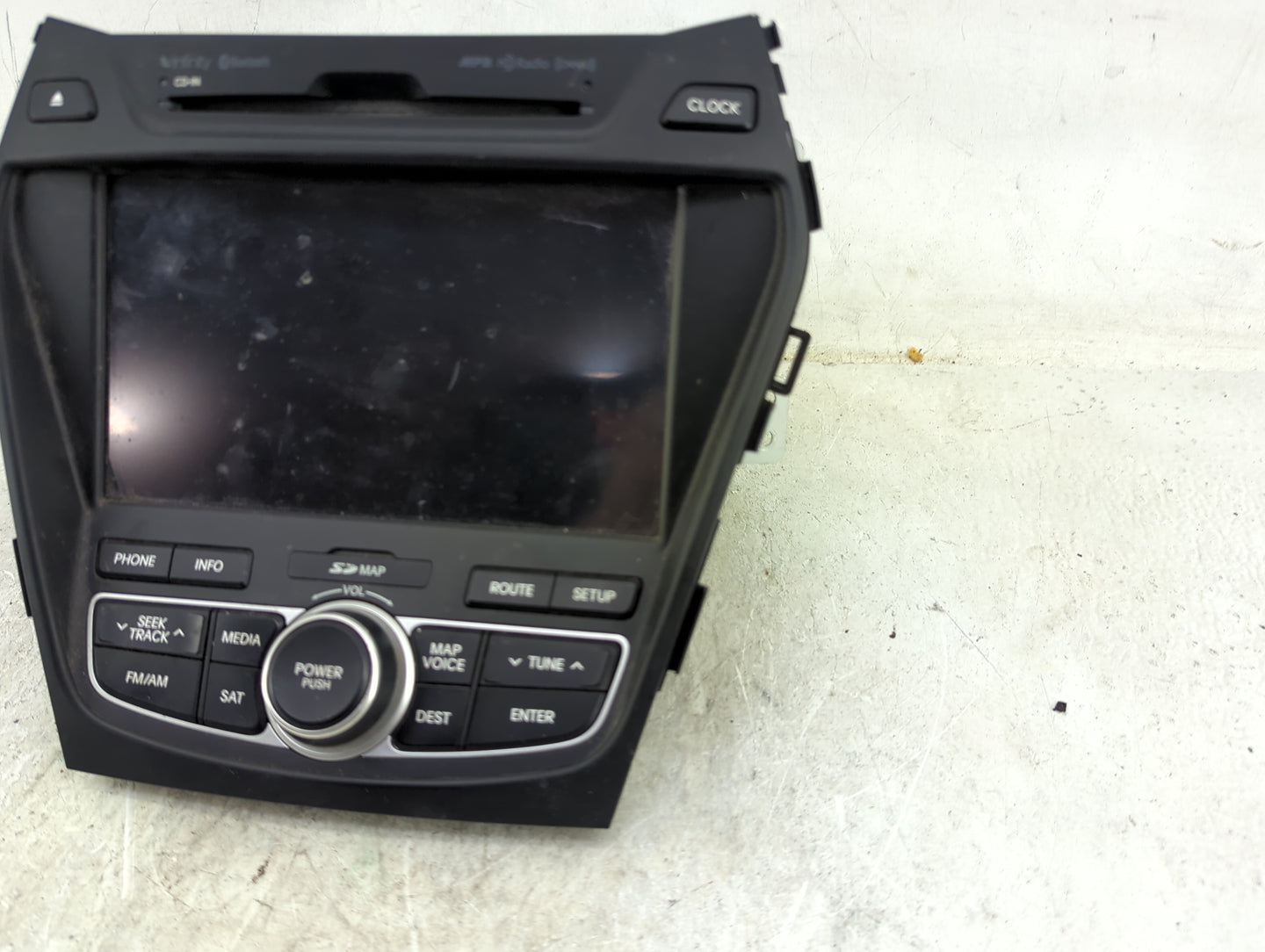 2013 Hyundai Santa Fe Radio AM FM Cd Player Receiver Replacement Fits OEM Used Auto Parts - Oemusedautoparts1.com