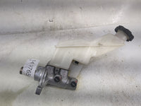 2013-2019 Hyundai Santa Fe Brake Master Cylinder 1497658 - Oemusedautoparts1.com
