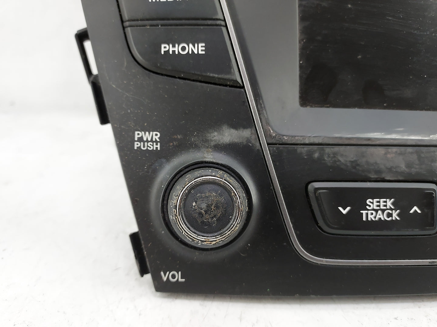 2013-2014 Hyundai Santa Fe Radio AM FM Cd Player Receiver Replacement P/N:961804Z1004X 71HC902098T Fits Fits 2013 2014 OEM U
