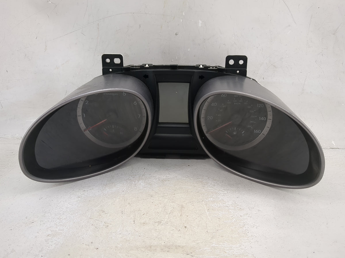 2013-2014 Hyundai Santa Fe Instrument Cluster Speedometer Gauges P/N:94001-B8240 11002-9871Q0H Miles:178K Fits Fits 2013 201