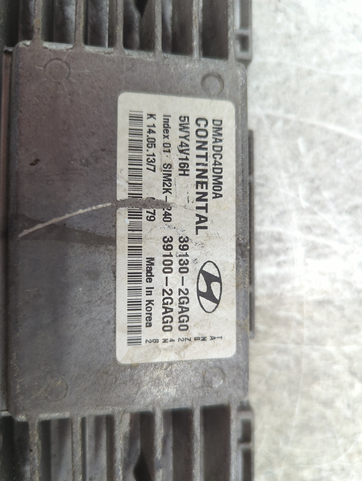 2013-2016 Hyundai Santa Fe PCM Engine Control Computer ECU ECM PCU OEM P/N:DMADC4DM0A 5WY4Y16H Fits Fits 2013 2014 2015 2016