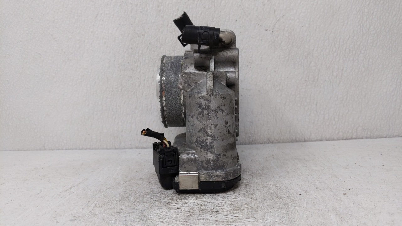 2010-2012 Hyundai Santa Fe Throttle Body P/N:35100-25400 35100-25200 Fits Fits 2006 2007 2008 2009 2010 2011 2012 2013 OEM U