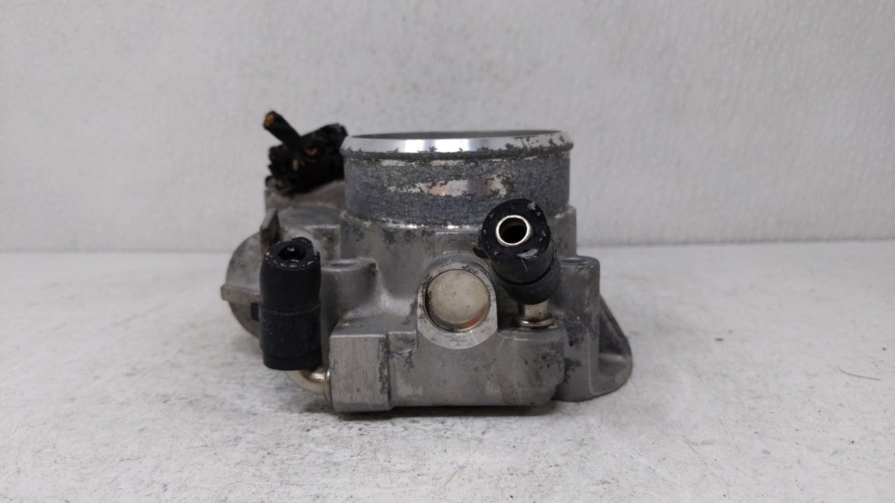 2010-2012 Hyundai Santa Fe Throttle Body P/N:35100-25400 35100-25200 Fits Fits 2006 2007 2008 2009 2010 2011 2012 2013 OEM U