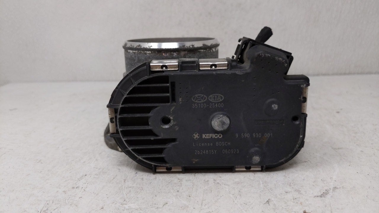 2010-2012 Hyundai Santa Fe Throttle Body P/N:35100-25400 35100-25200 Fits Fits 2006 2007 2008 2009 2010 2011 2012 2013 OEM U