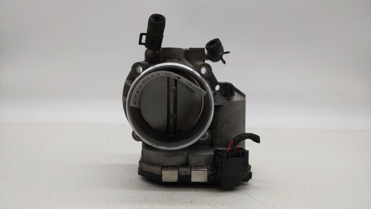 2013 Hyundai Santa Fe Throttle Body P/N:35100-2G700 Fits Fits 2011 2012 2014 2015 2016 OEM Used Auto Parts - Oemusedautopart