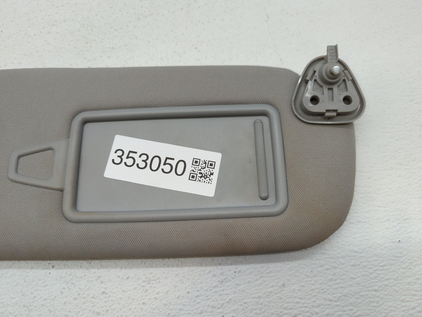 2013-2018 Hyundai Santa Fe Sun Visor Shade Replacement Passenger Right Mirror Fits Fits 2013 2014 2015 2016 2017 2018 OEM Us