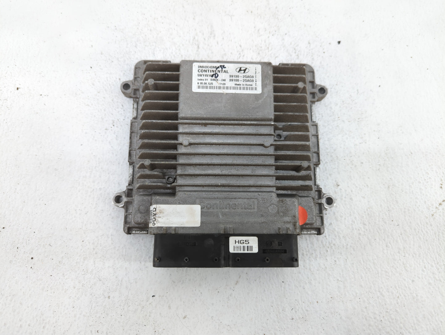 2013 Hyundai Santa Fe PCM Engine Control Computer ECU ECM PCU OEM P/N:39130-2GAG5 39130-2GAG1, 39100-2GAG1, 39130-2GAG2 Fits