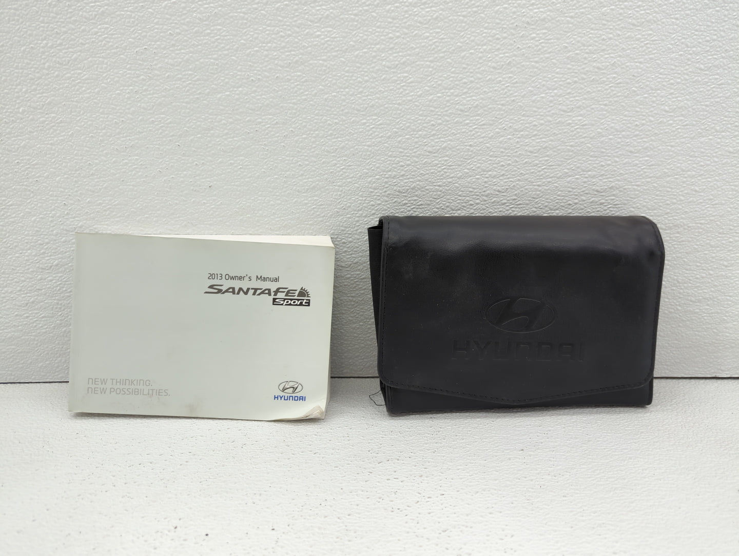 2013 Hyundai Santa Fe Owners Manual Book Guide P/N:A2W0-EU37H OEM Used Auto Parts - Oemusedautoparts1.com