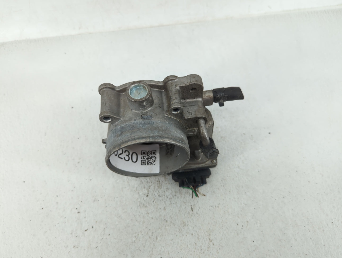 2013-2018 Hyundai Santa Fe Throttle Body P/N:35100-3CAA0 Fits Fits 2012 2013 2014 2015 2016 2017 2018 OEM Used Auto Parts - 