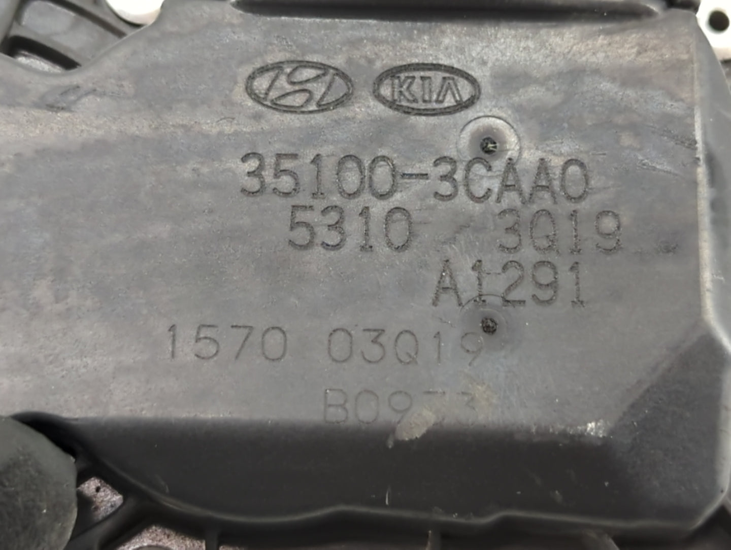 2013-2018 Hyundai Santa Fe Throttle Body P/N:35100-3CAA0 Fits Fits 2012 2013 2014 2015 2016 2017 2018 OEM Used Auto Parts - 