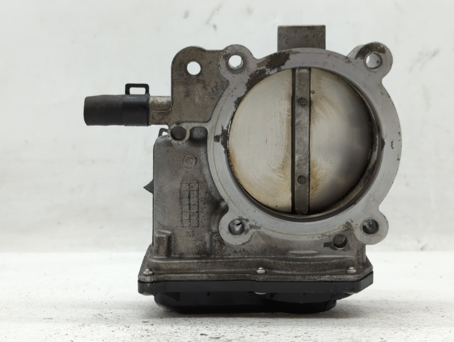 2013-2018 Hyundai Santa Fe Throttle Body P/N:35100-3CAA0 Fits Fits 2012 2013 2014 2015 2016 2017 2018 OEM Used Auto Parts - 