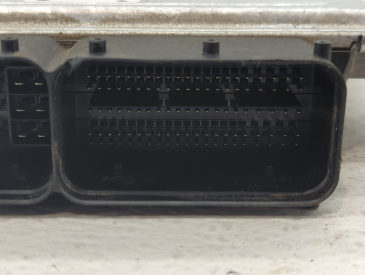 2013 Hyundai Santa Fe PCM Engine Control Computer ECU ECM PCU OEM P/N:39100-2GAG0 39130-2GAG0, 39130-2GAG5, 39130-2GAG1 Fits