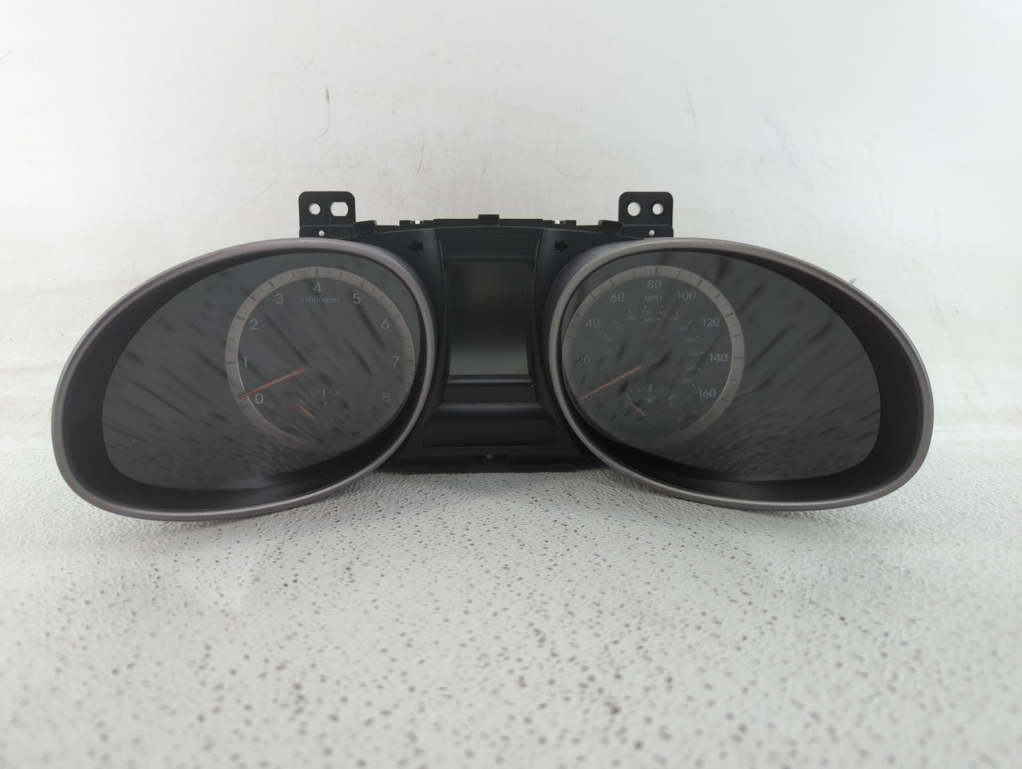 2013-2014 Hyundai Santa Fe Instrument Cluster Speedometer Gauges P/N:94001-B8041 Miles: Fits Fits 2013 2014 OEM Used Auto Pa