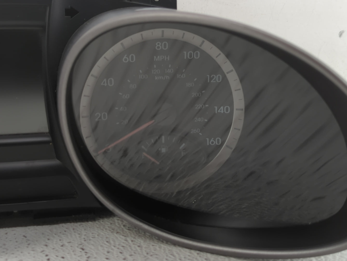 2013-2014 Hyundai Santa Fe Instrument Cluster Speedometer Gauges P/N:94001-B8041 Miles: Fits Fits 2013 2014 OEM Used Auto Pa